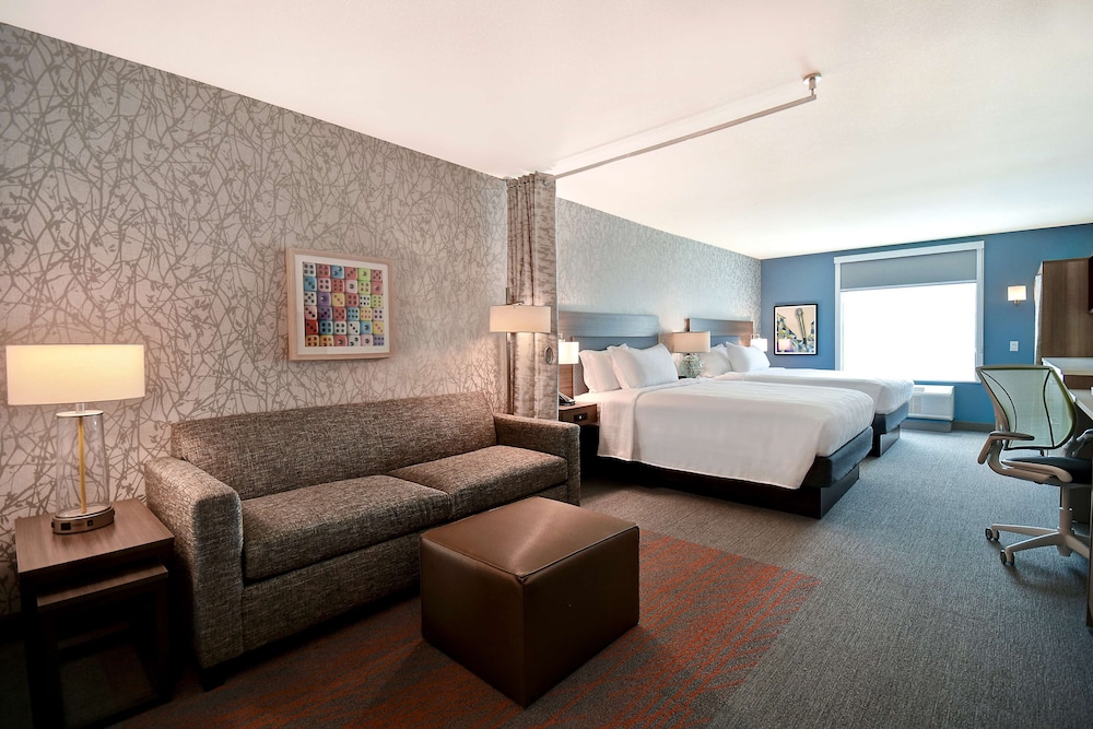 Suite, 2 Queen Beds, Accessible, Bathtub - Photo 1