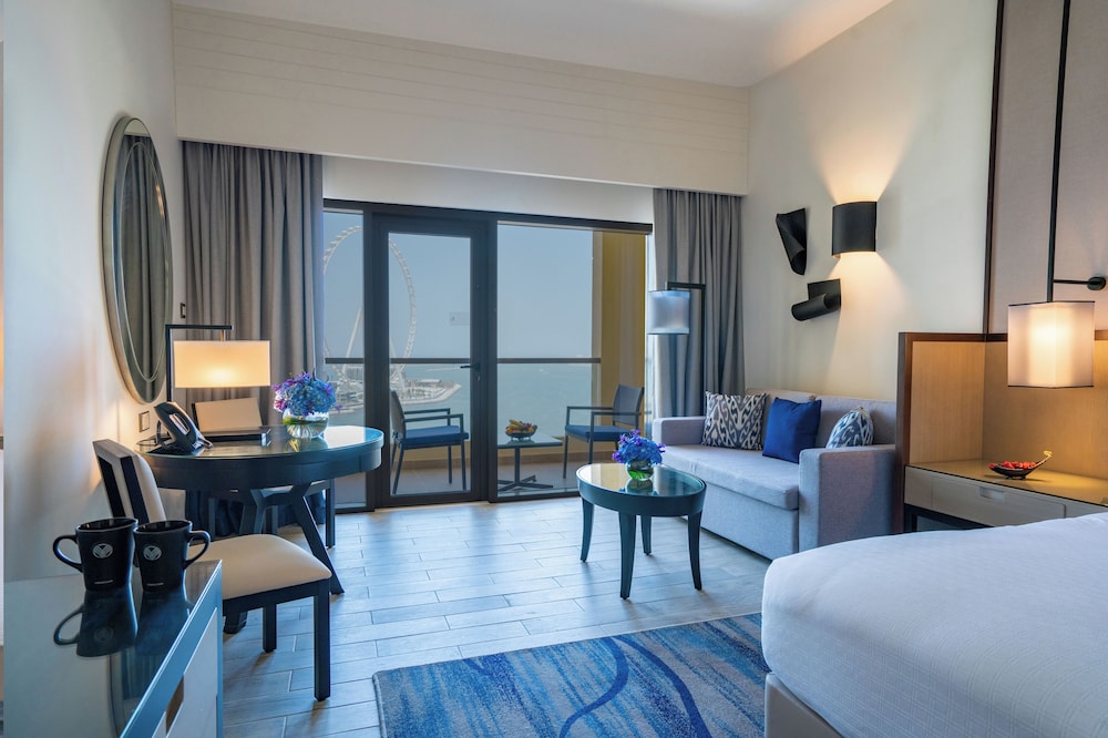 Room, 1 King Bed, Balcony (Sea Front View Lounge Access)