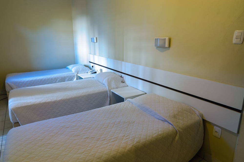 Deluxe Triple Room, 3 Twin Beds photo 1