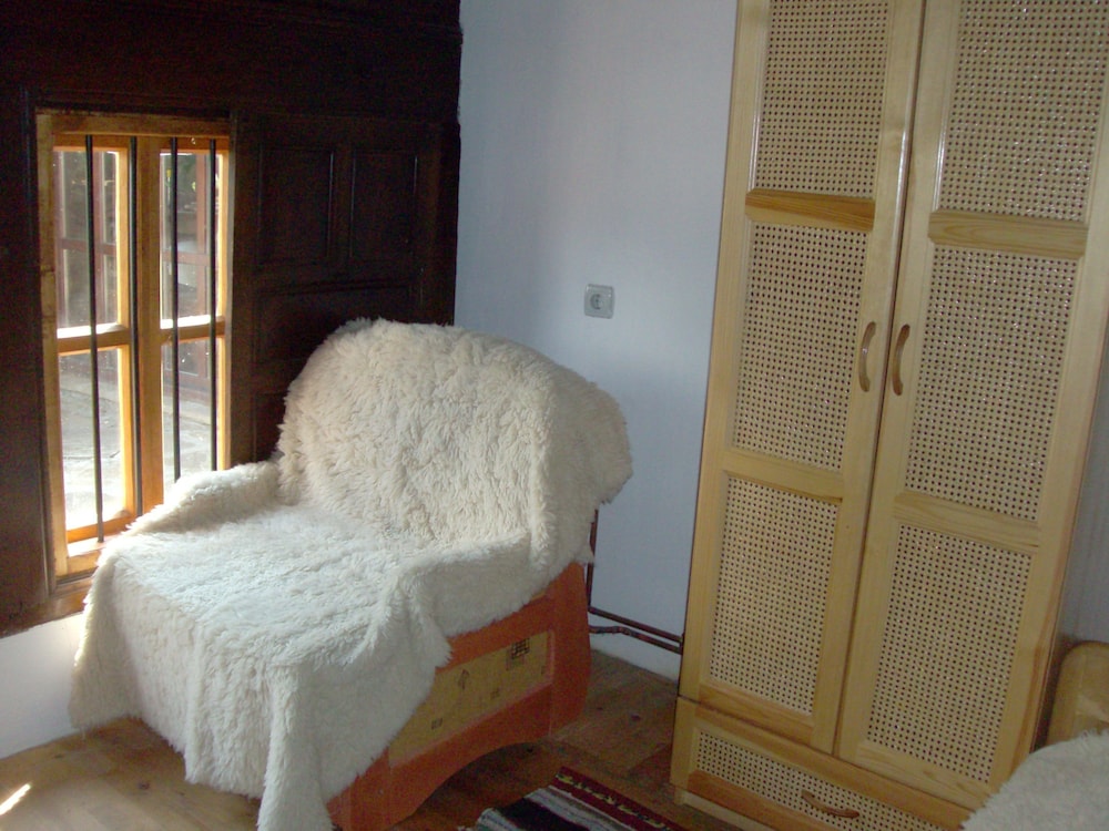 Traditional Double or Twin Room, Garden View photo 2