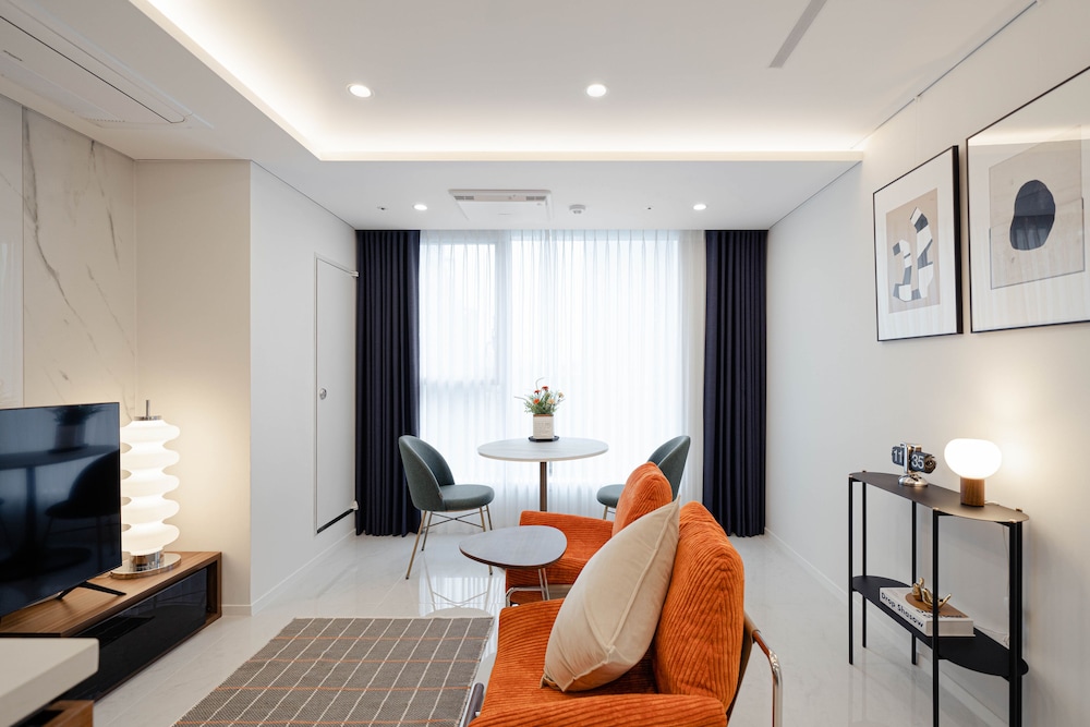 Premier Suite Random - Photo 5
