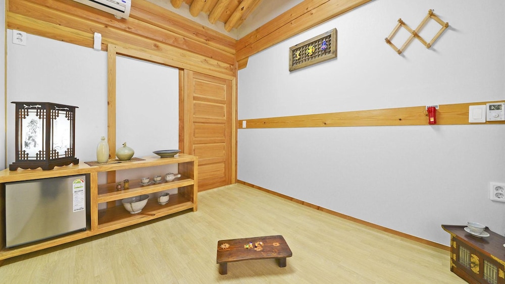 Basic Room, 1 Bedroom (Yeonsanhong) - Photo 15