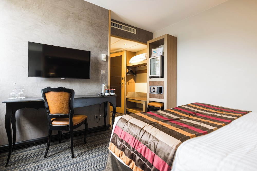 Room (Business Premier) photo 1