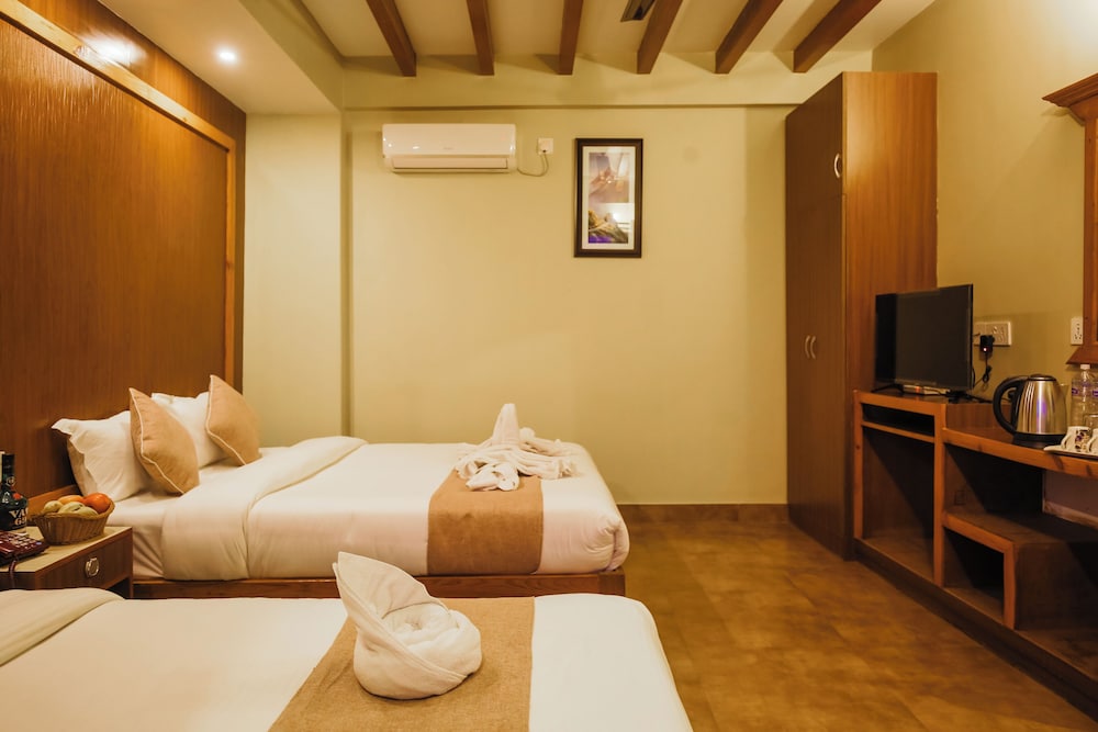 Deluxe Twin Room - Photo 15
