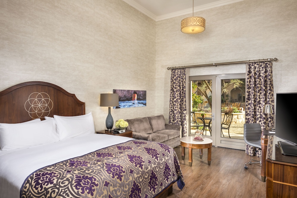 Room, 1 King Bed with Sofa bed, Patio