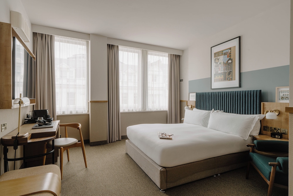 Standard Room, 1 King Bed