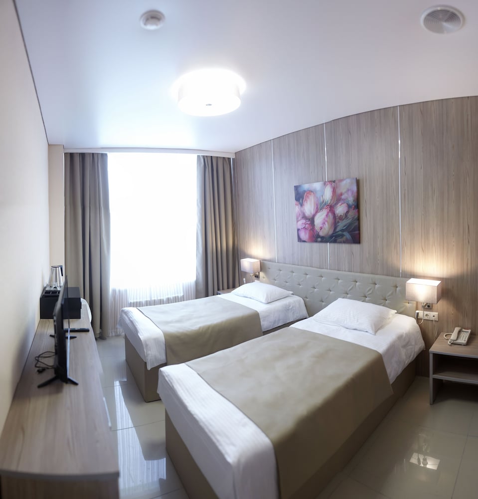 Standard Double Or Twin Room, City View