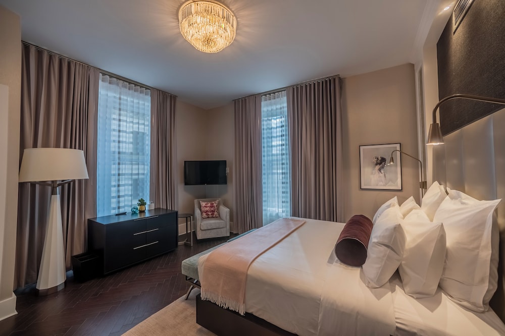 Grand Room photo 2