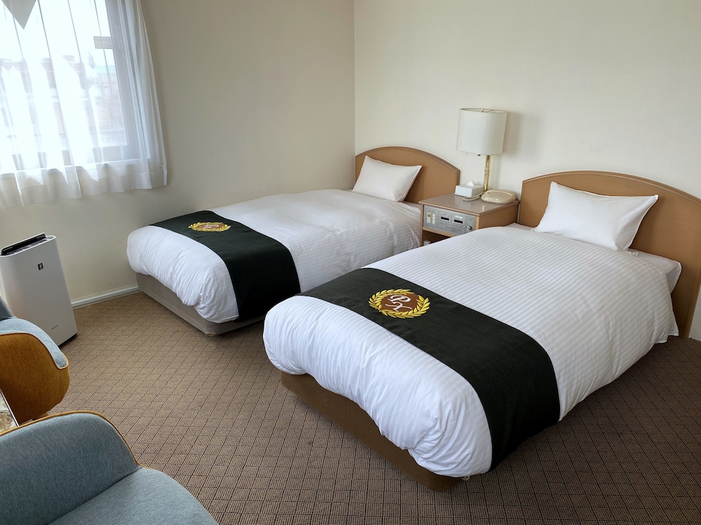 Twin Room, Non Smoking - Photo 3