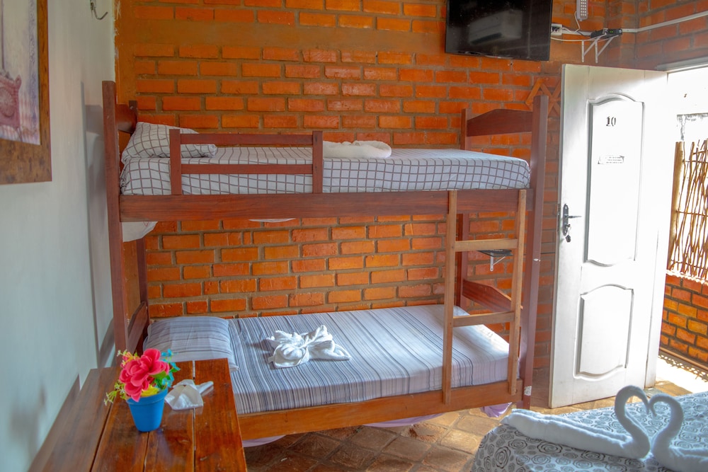 Basic Quadruple Room photo 3
