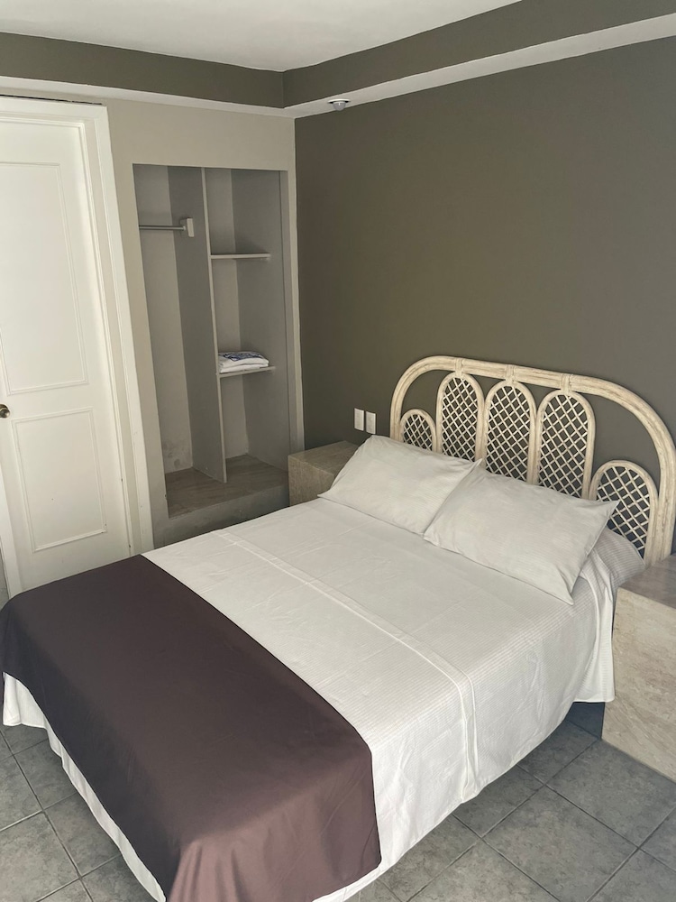 Standard Room photo 3