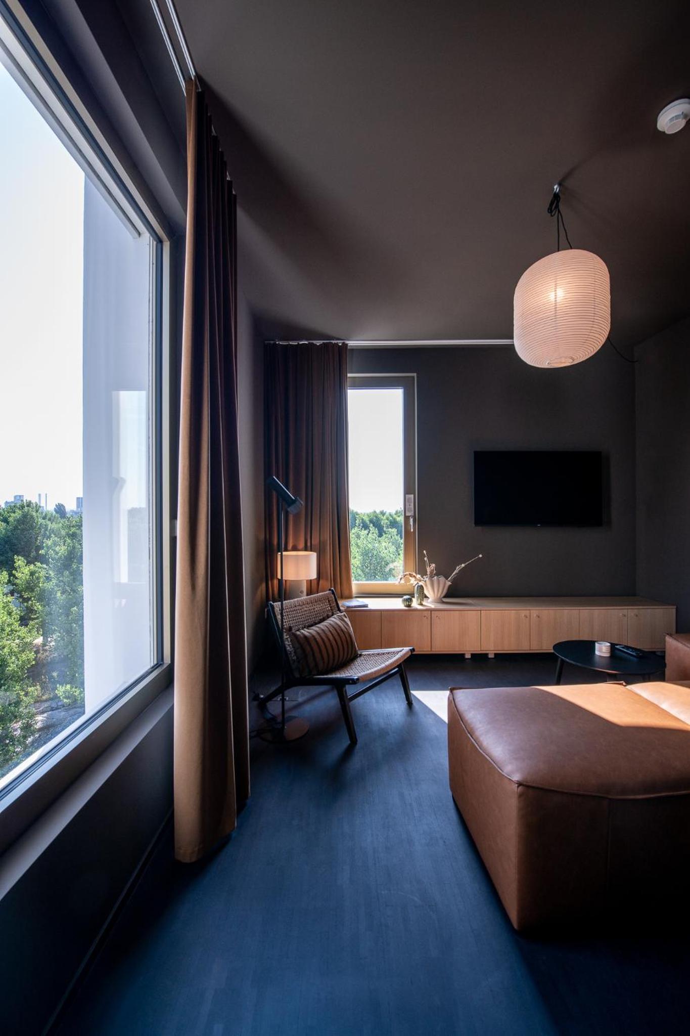 Apartment 2.5 Plus