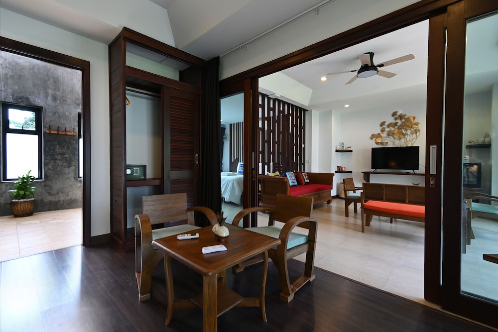 2 Bedroom Suite Villa - Photo 2