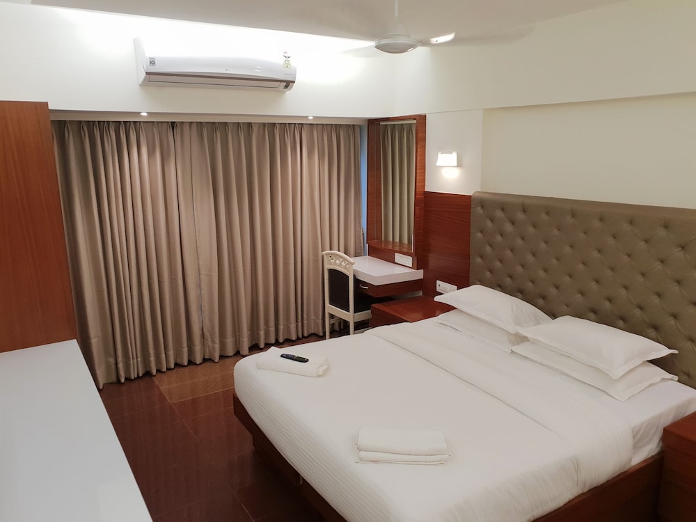Premium Room - Photo 20