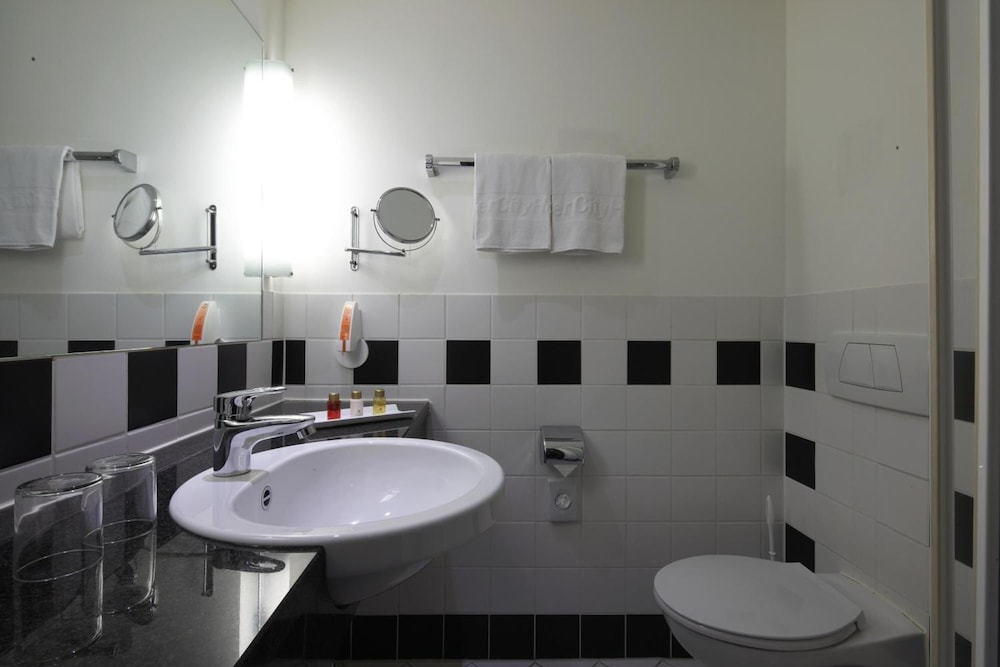 Comfort Double Room - Photo 7