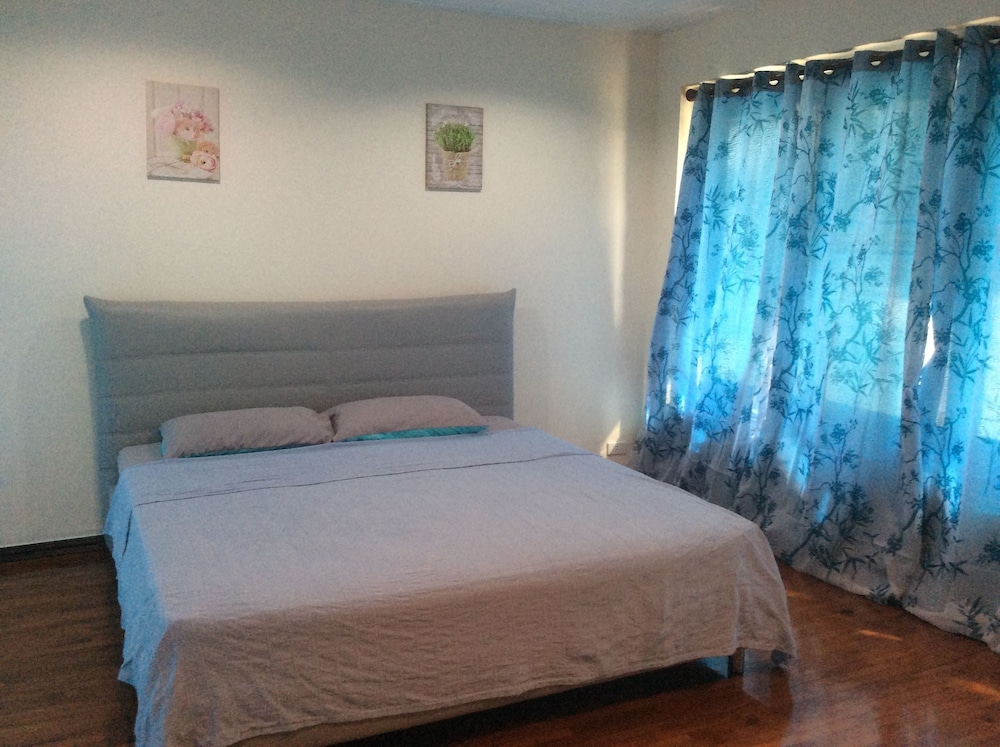 Basic Townhome, 3 Bedrooms, Kitchen, Sea Facing photo 1