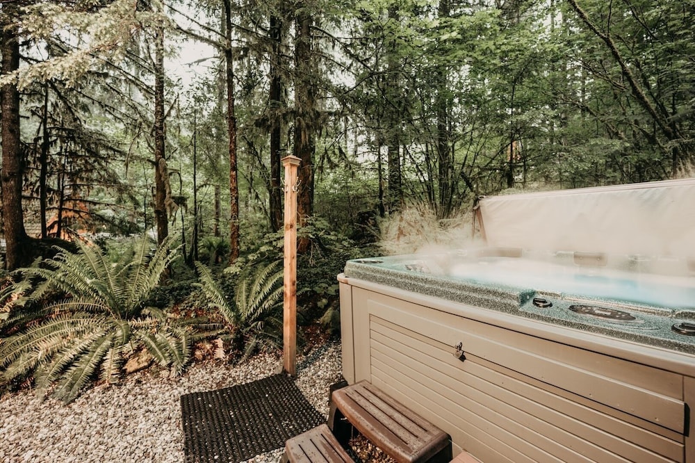 Cabin, 2 Bedrooms photo 2