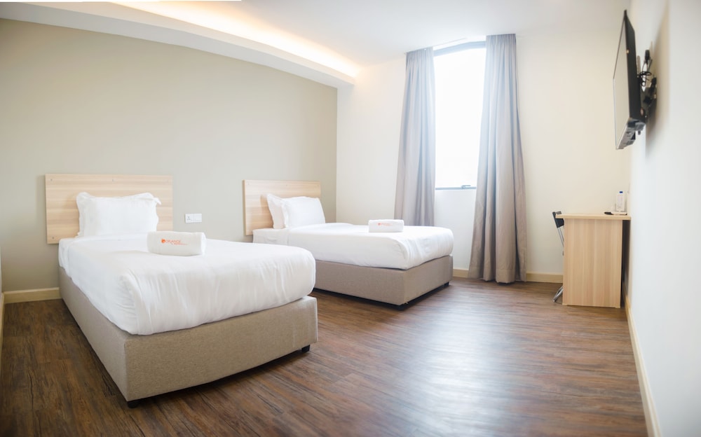 Deluxe Twin Room (With Lift) photo 3