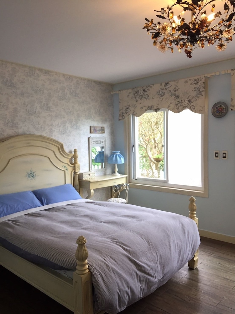Basic Double Room, 1 Double Bed photo 2