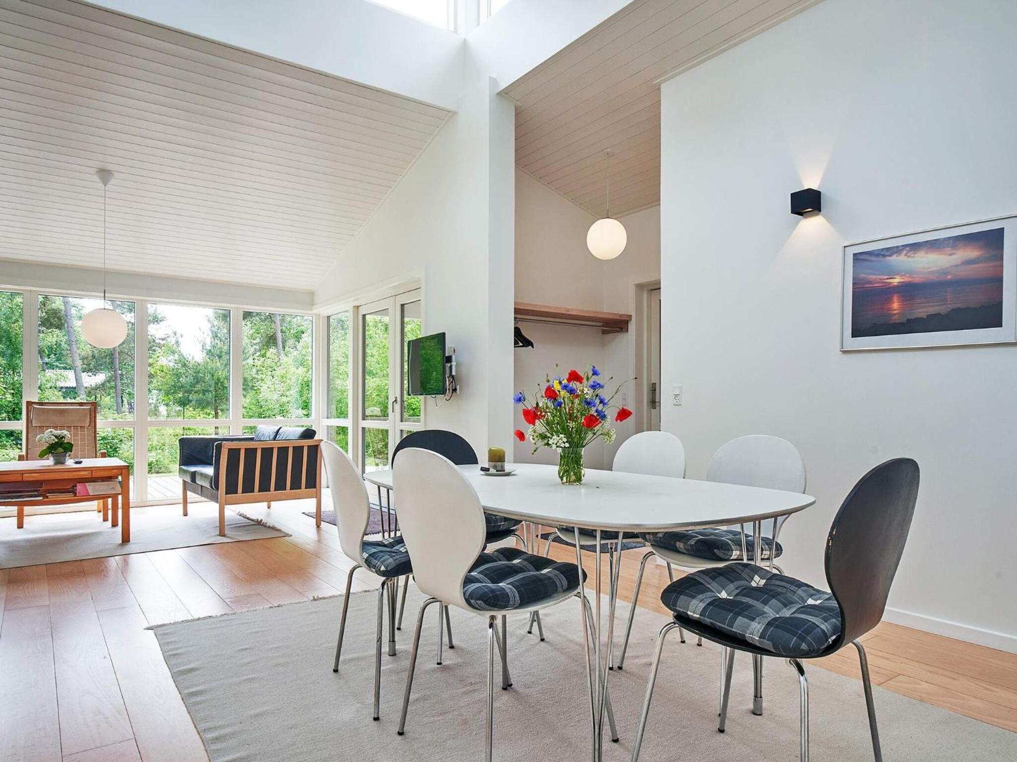 Three-Bedroom Vacation Home  photo 3