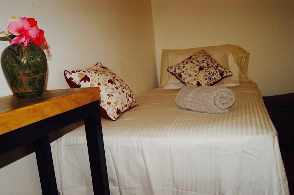Classic Triple Room photo 2