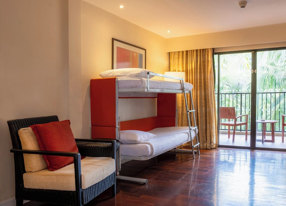Family Suite, Multiple Beds photo 3