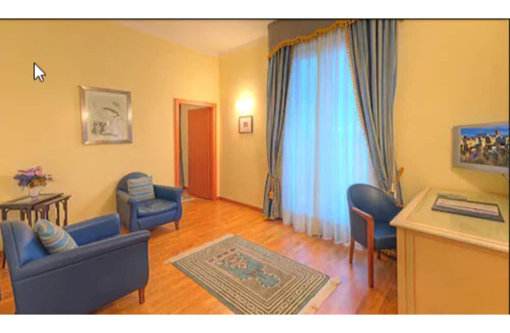 Deluxe Room photo 3