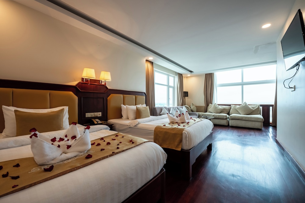 Family Suite, Connecting Rooms