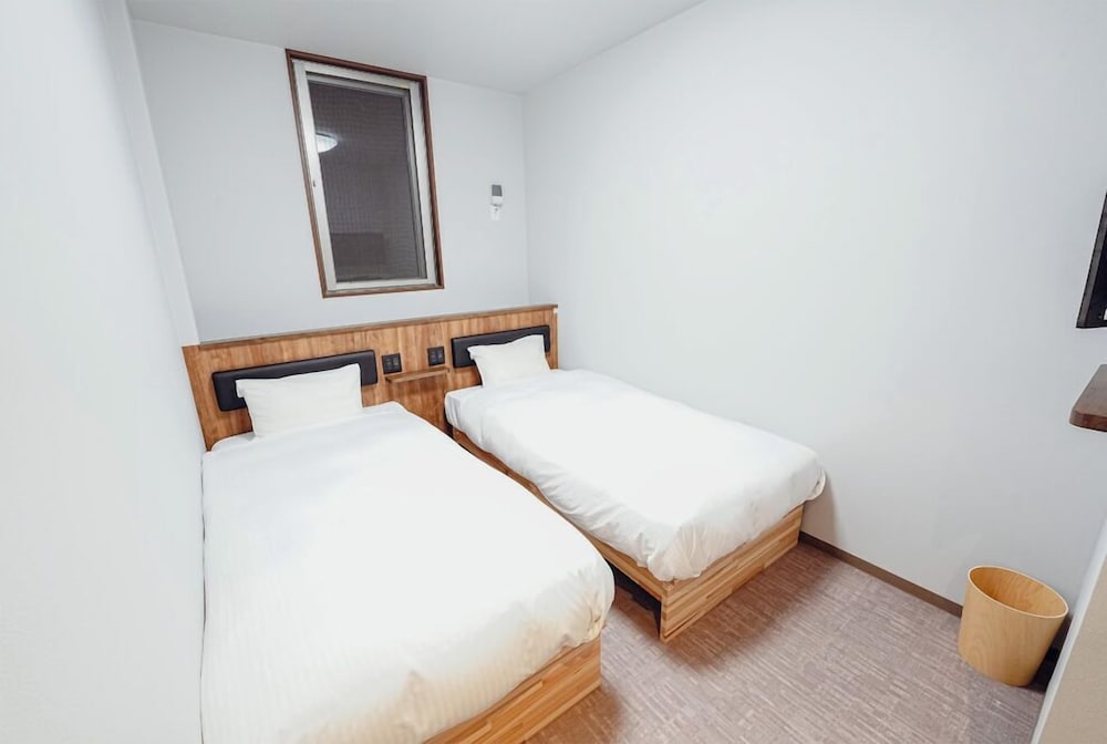 Twin Room, Non Smoking photo 1