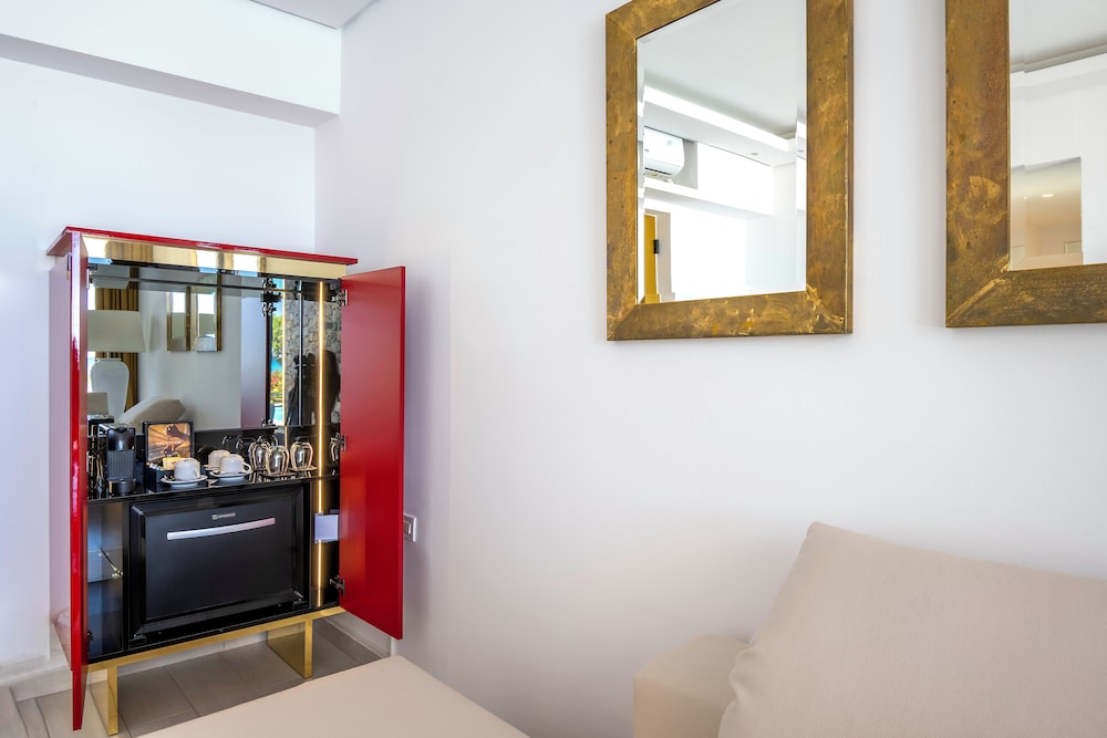 Suite, Private Pool (Diamond) - Photo 7