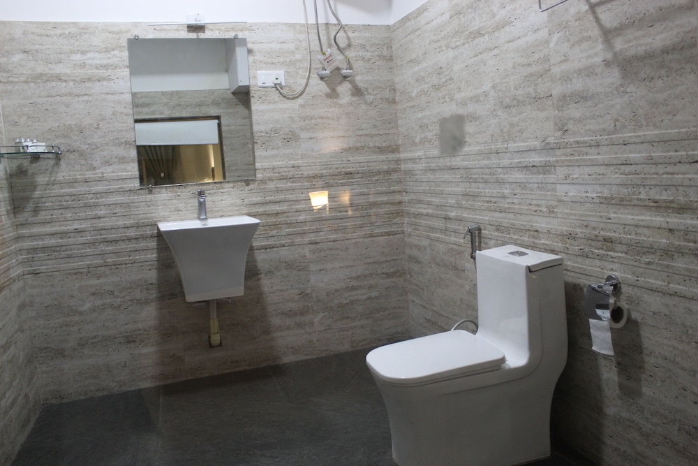 Leenor Premium Room photo 2