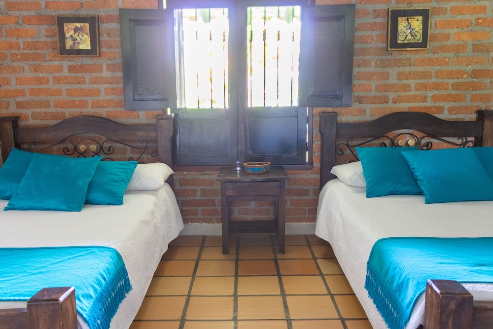 Family Room, Accessible photo 2