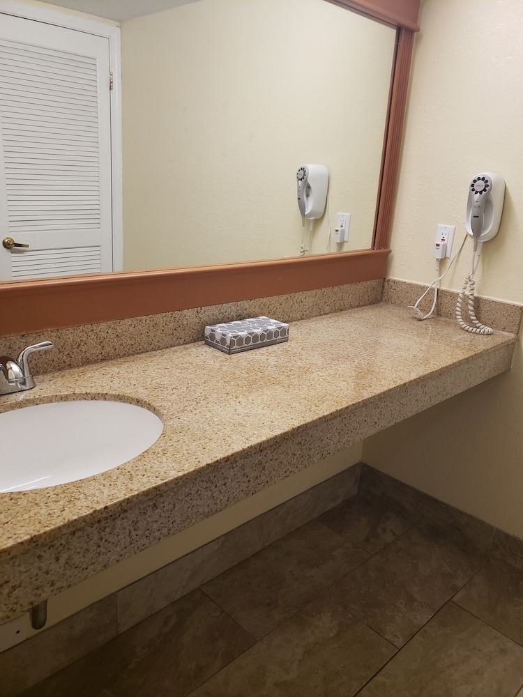 Deluxe Studio Suite, Non Smoking photo 2