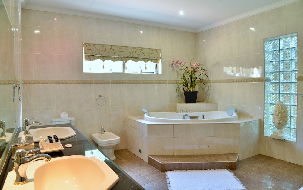 Premier Double Room photo 2
