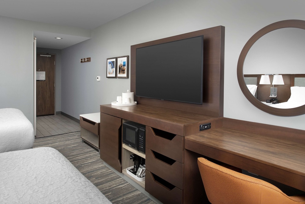 Room, 2 Queen Beds, Refrigerator photo 1