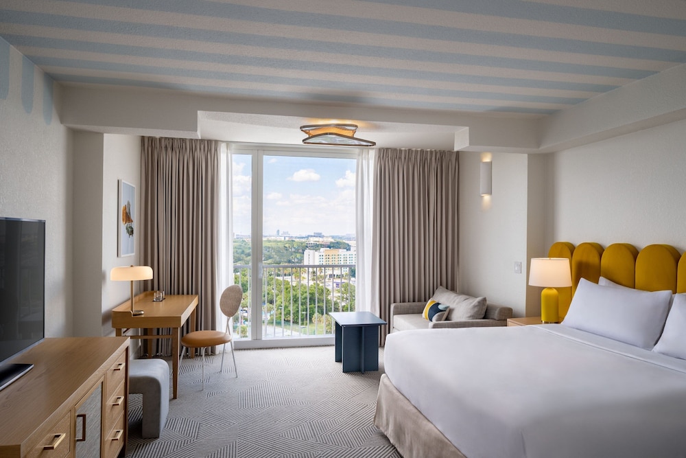 Room, 1 King Bed with Sofa bed, Pool View