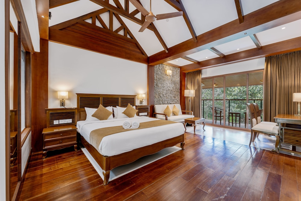 Royal Room, 1 King Bed, Non Smoking, Private Bathroom photo 1