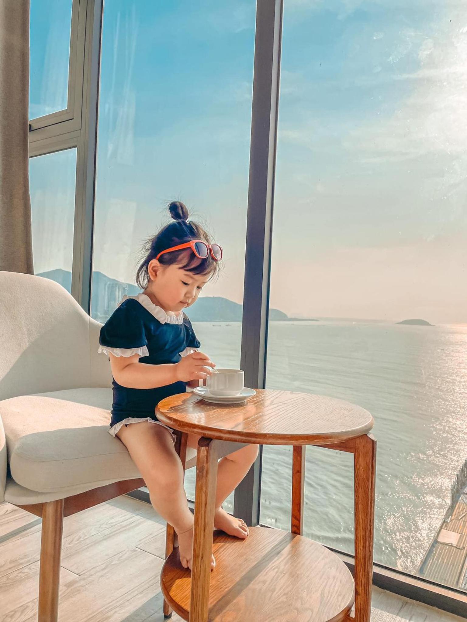 Deluxe Sea View High Floor photo 2