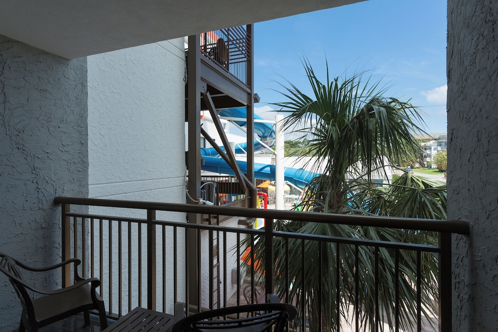 Splash Deck View Junior Suite - Photo 7