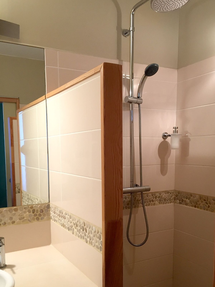 Classic Double Room, Non Smoking, Hill View (Verte) photo 2