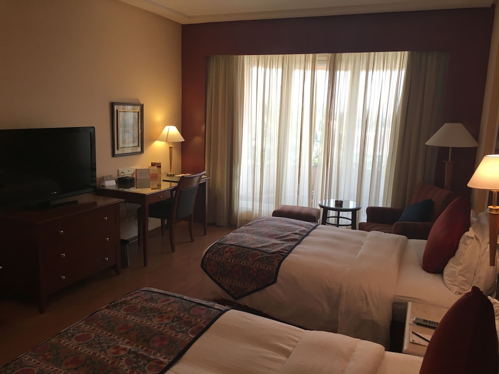 The Lalit Executive Club King Room - Photo 2
