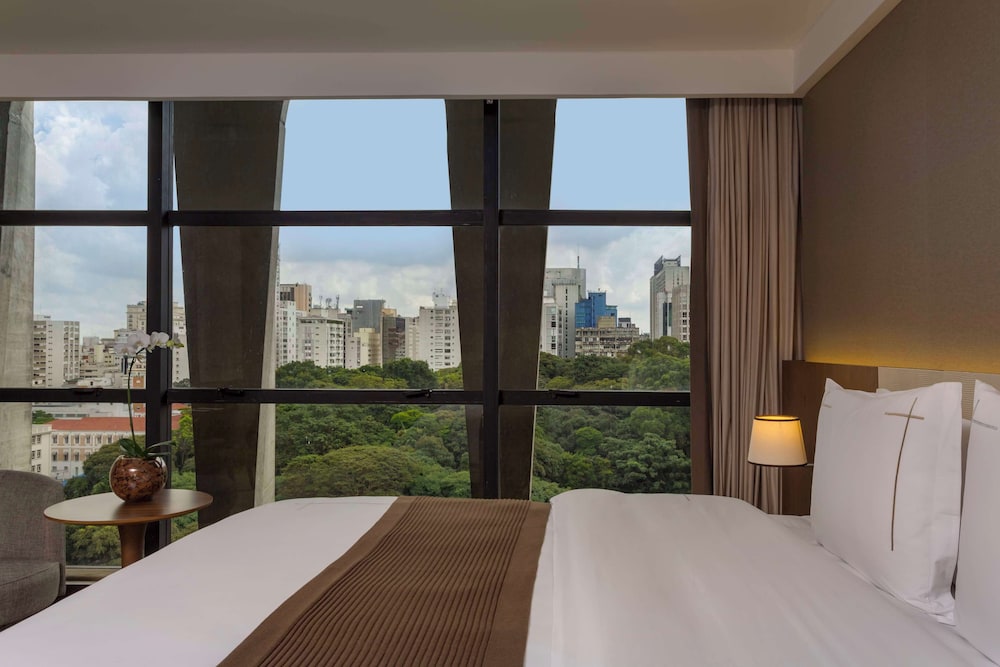 Deluxe Suite, Garden View - Photo 3