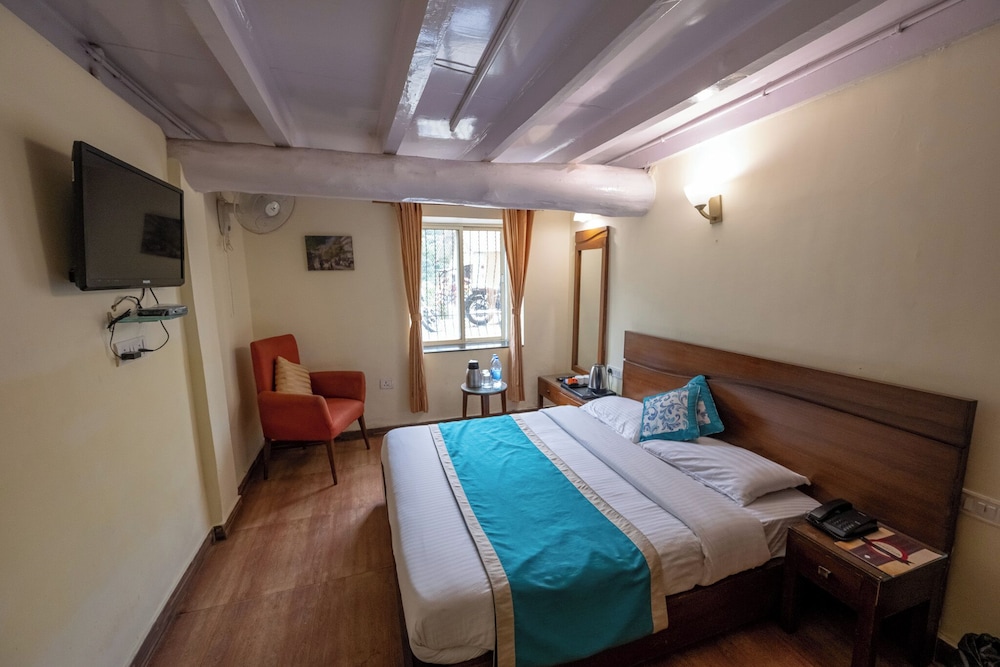 Standard Room - Photo 7