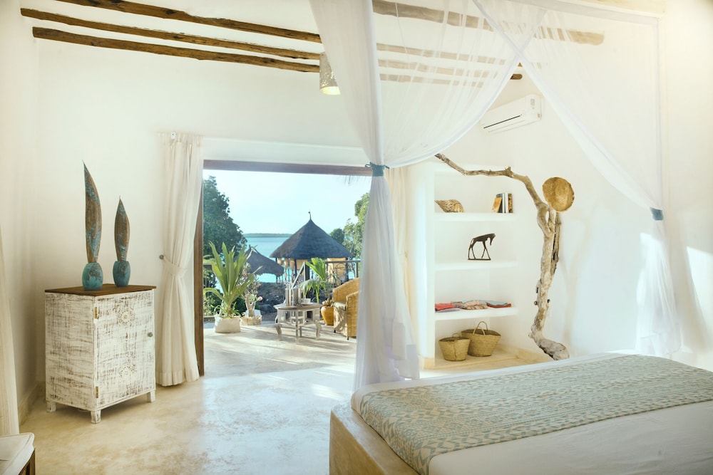 Deluxe Room - Photo 5