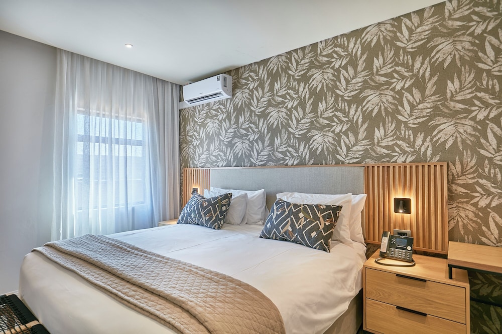 Deluxe Room, 1 King Bed