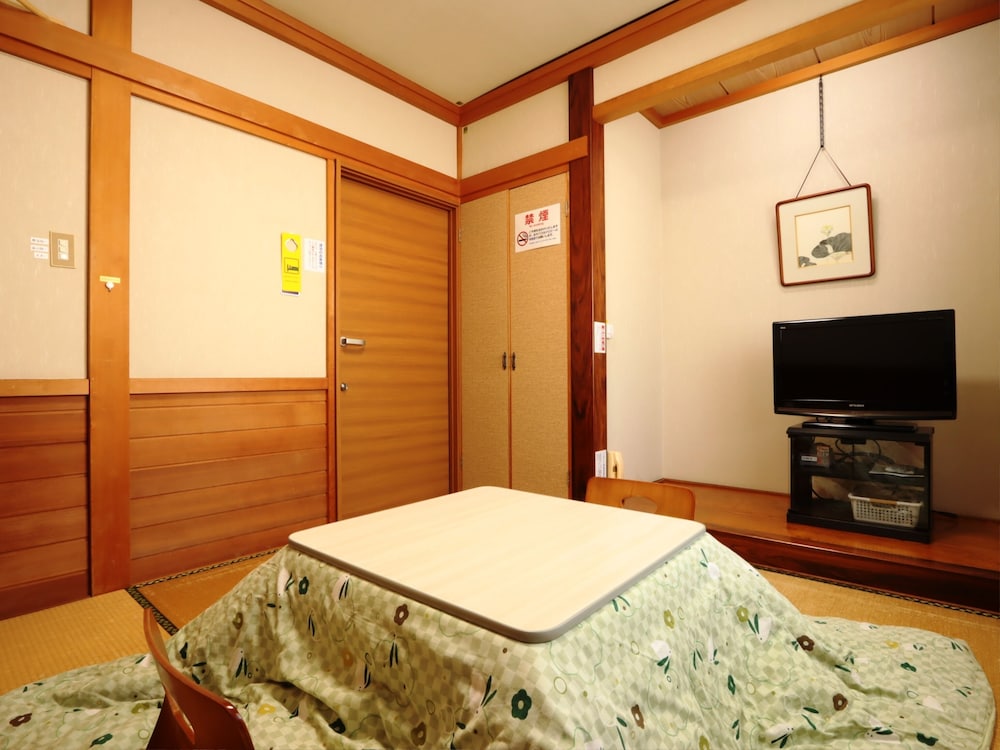 Japanese Style Room For 4 Guests, Non-Smoking photo 2