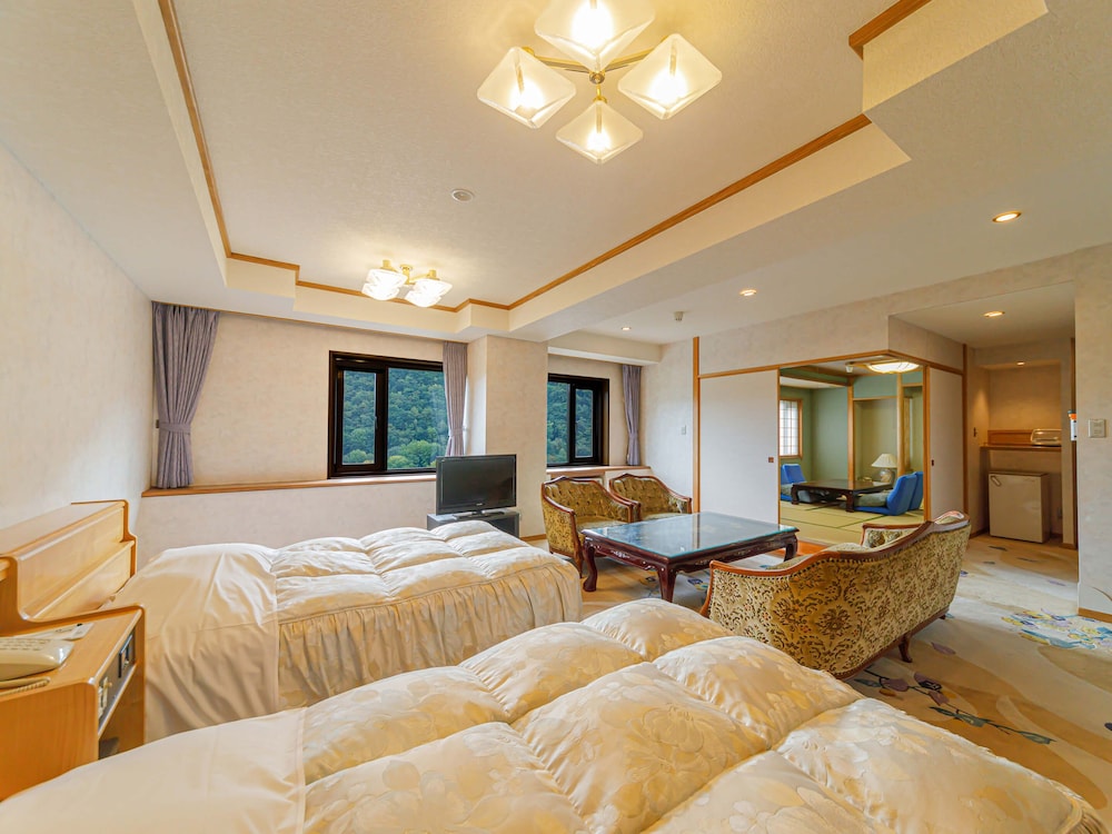 Royal Room Type C Non-Smoking photo 2