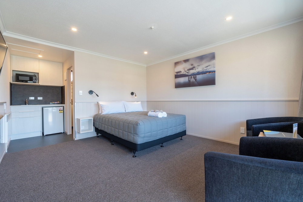 Superior Studio Suite photo 1