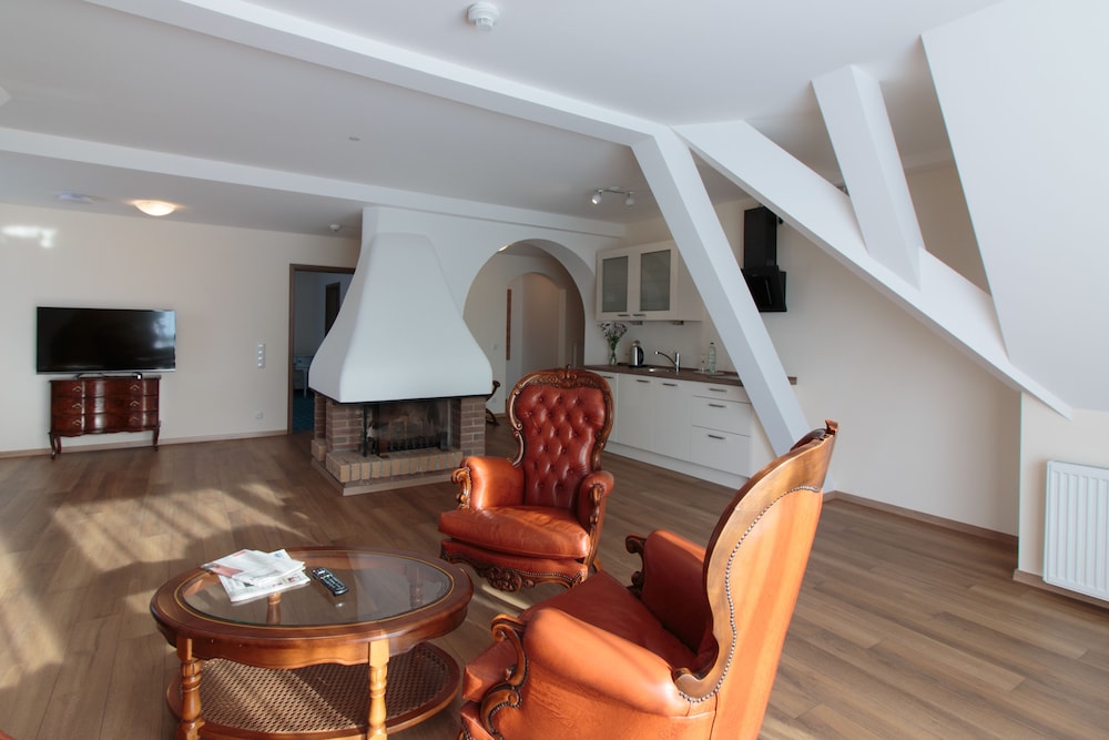 Deluxe Suite photo 3