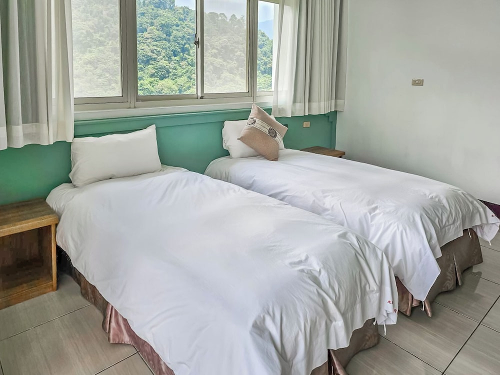 Standard Twin Room photo 3